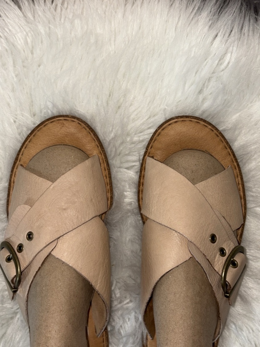 Born Women's Light Beige Leather Crossband Slide Sandals - Picture 2 of 9